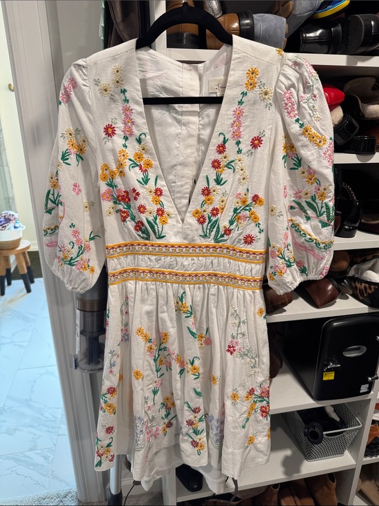 Anthropologie Dresses & Skirts - Anthropologie White Floral Embroidered V-Neck Mini Dress